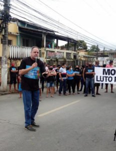 Israel Lessa em protesto
