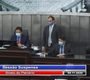 Suspeito entre Marcelo Victor e Davi Filho