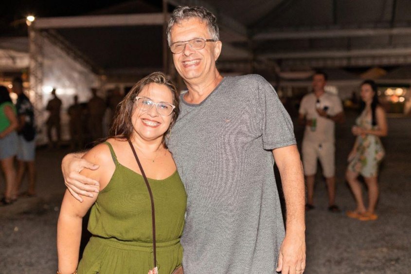 Casal gaúcho curte o São João de Maceió. Foto: Victor Vercant/Secom Maceió