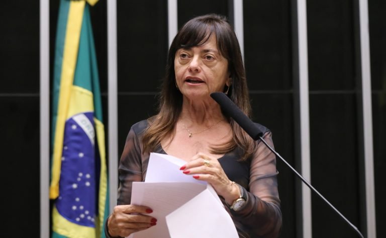 Discussão e votação de propostas legislativas. Dep. Alice Portugal (PCdoB - BA)