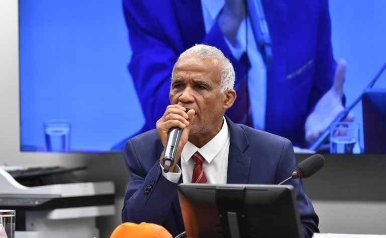 Audiência Pública - Políticas públicas de repressão às drogas no País e o aumento do consumo de entorpecentes. Dep. Pastor Sargento Isidório (AVANTE-BA)