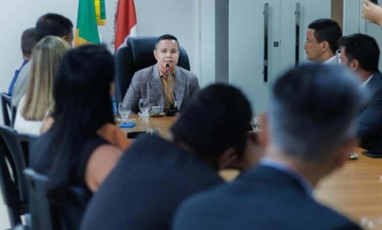 GOVERNO DE ALAGOAS - Acordo estruturado pela PGE amplia jornada e garante reajuste para cerca de 2.300 policiais civis