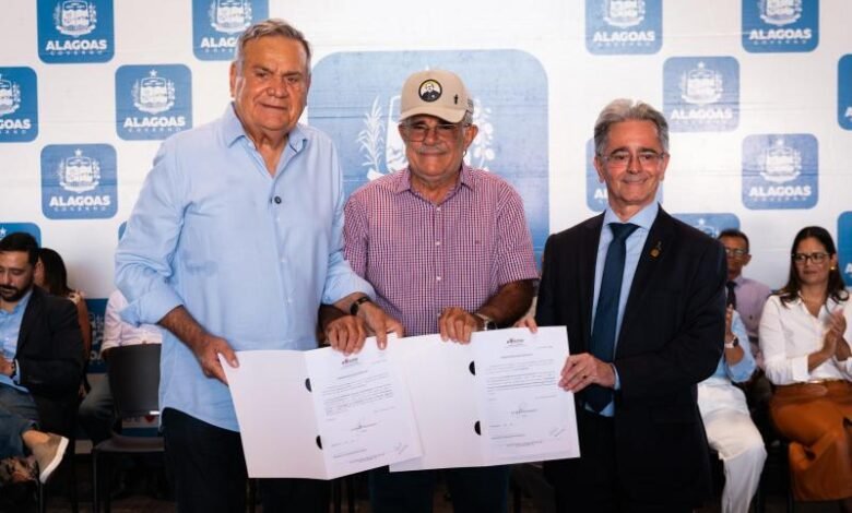 GOVERNO DE ALAGOAS - Governo de Alagoas e TJAL entregam 318 títulos de terra em Igaci