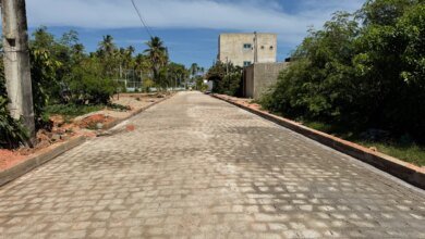 Prefeito Allan de Jesus destaca avanço das obras de pavimentação no povoado Lage - AMA