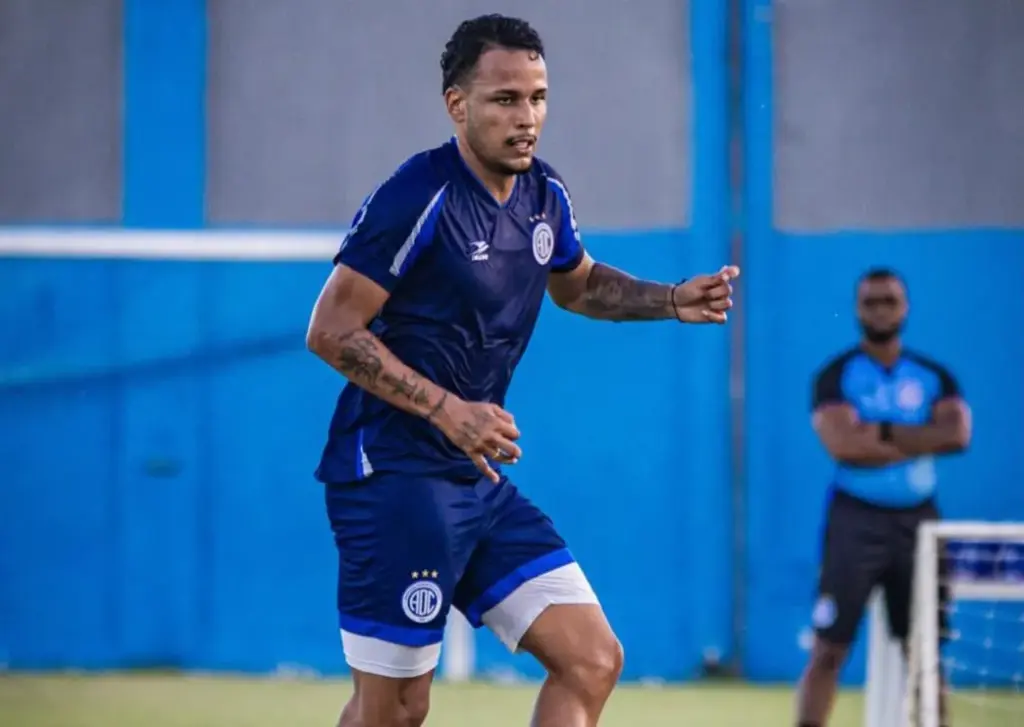 Matheus Julião retorno Confiança