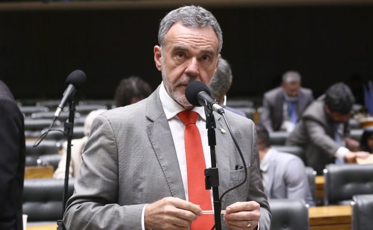 Discussão e votação de propostas legislativa. Dep. Daniel Almeida (PCDOB-BA)