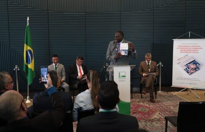 Lançamento do livro “Inteligência Artificial, Automação do Trabalho, Empregabilidade e Previdência Social”. Dep. Helio Lopes (PL-RJ)