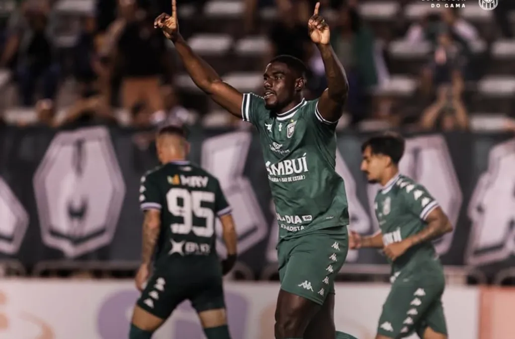 Gama mantém invencibilidade e liderança na copa verde após vitória sobre o anápolis