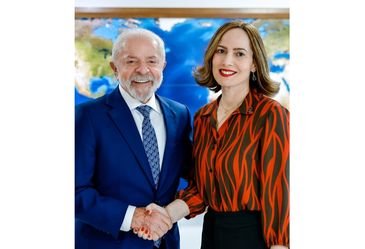 Ricardo Stuckert/PR 13/04/2026 - Ana Cristina Silveira assume comando do INSS
Nova presidenta é servidora de carreira do órgão e chega com a missão de acelerar a análise de benefícios. Foto: Ricardo Stuckert/PR