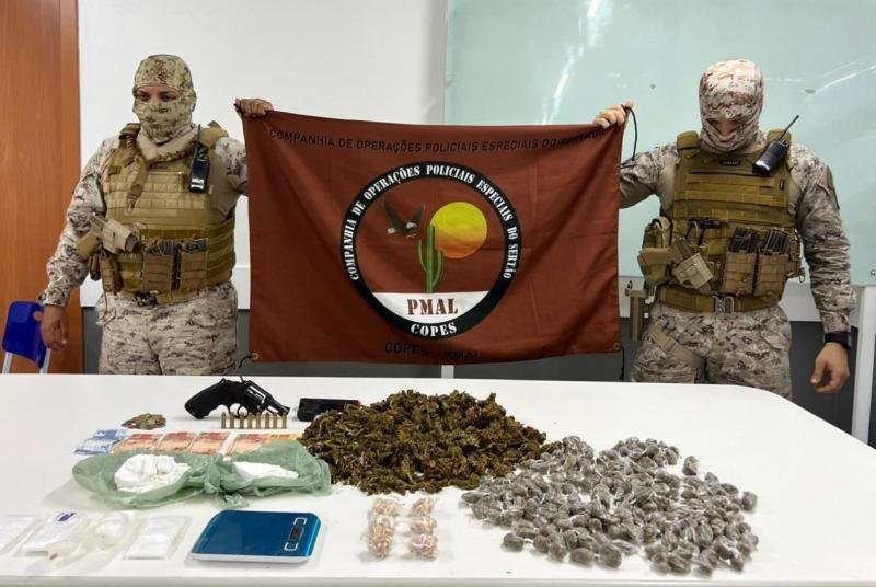 Operações da pm em alagoas resultam em prisões e apreensão de armas e drogas em três municípios