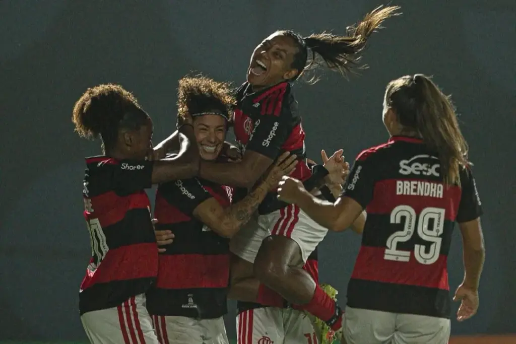 BRASILEIRÃO FEMININO: Flamengo vence clássico contra o Fluminense e sobe na tabela (Foto: Divulgação/Fla)