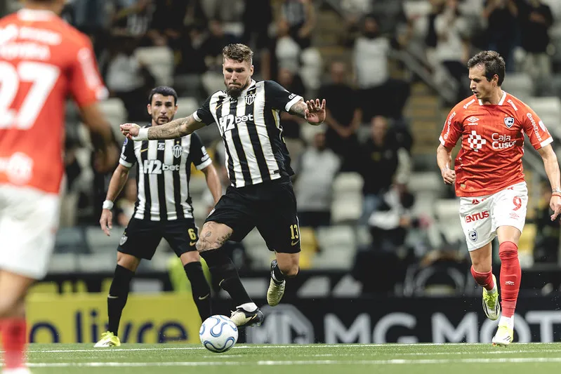 Atlético-MG 2 x 0 Cienciano - Galo decide vida na Sul-Americana em casa 3 Atlético-MG vence o Cienciano e assume liderança na Sul-Americana (Foto: Pedro Souza / Atlético)