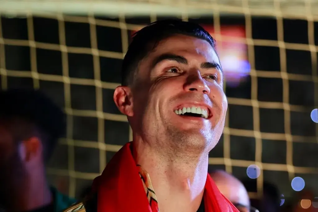 Cristiano Ronaldo lidera lista de atletas mais bem pagos do mundo (Foto: Reprodução/Instagram)