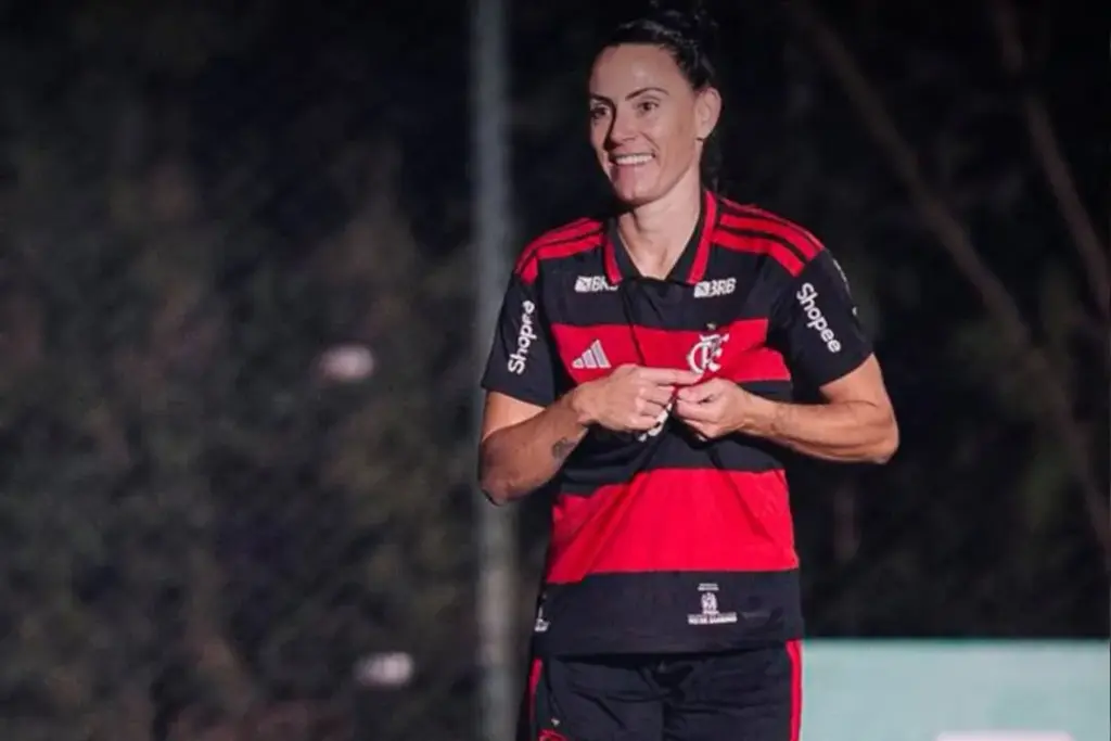Flamengo bate o Internacional por 1 a 0 fora de casa com gol de falta de Jucinara e assume o quarto lugar do Brasileirão Feminino (Foto: Divulgação/FLA)