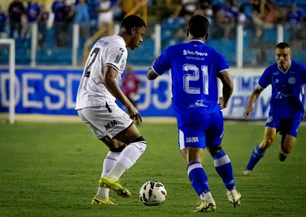 Confiança-SE 0 x 0 Figueirense-SC - Empate zerado e amargo na Série C 2 Confiança Figueirense Série C