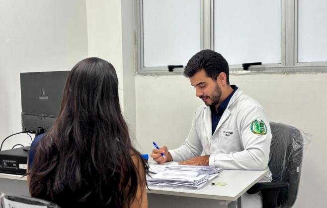 Maio Roxo alerta sobre doenças inflamatórias intestinais