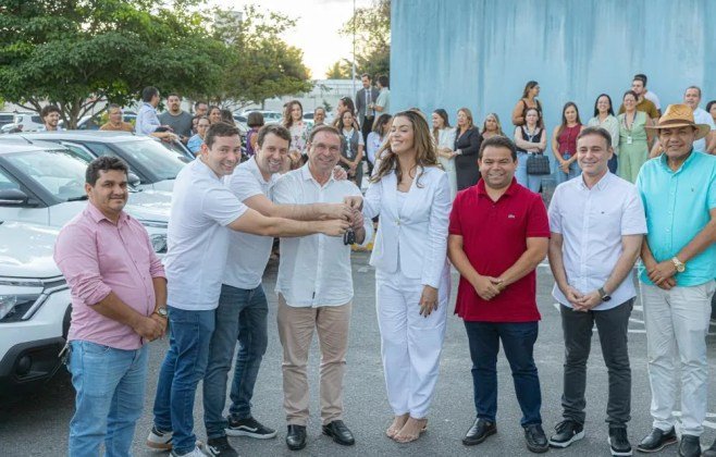 Arapiraca ganha 12 novos veículos para saúde municipal
