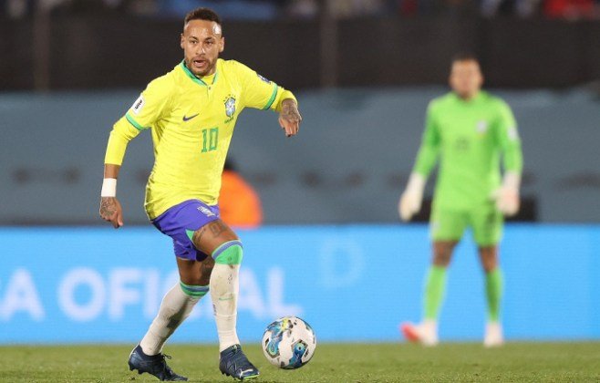 Futuro de Neymar na Seleção é incerto com Copa se aproximando