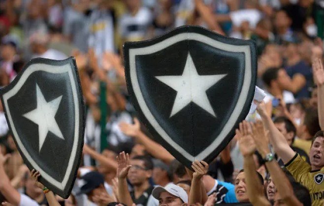 Botafogo anuncia novo diretor geral da SAF em meio a conflitos legais