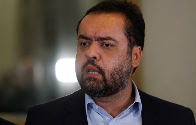 Candidatura de Cláudio Castro ao Senado é prejudicada por operação da PF