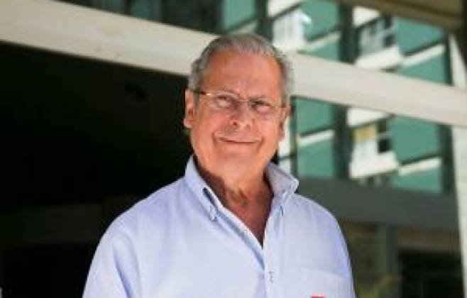 José Dirceu é diagnosticado com linfoma e inicia tratamento