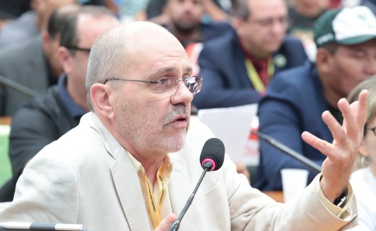 Audiência Pública -  Escuta de representantes de entidades sindicais e movimentos sociais. Participante, Lúcio Clemente.