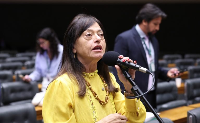 Deliberação dos dispositivos 4, 5, 23 e 25 do Veto nº 51 de 2025 (PLDO 2026). Dep. Alice Portugal (PCdoB - BA)