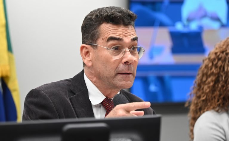 Audiência Pública - Direito à moradia digna. Dep. Padre João (PT - MG)