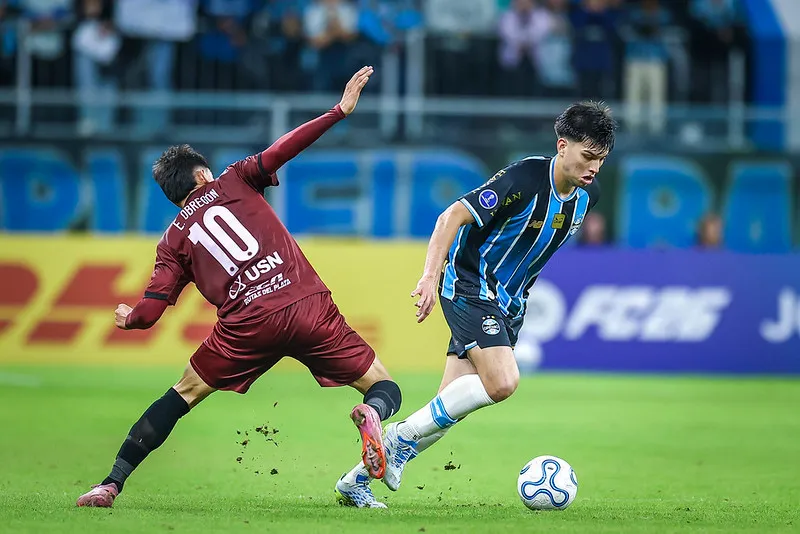 Grêmio 2 x 2 City Torque - Vaga nos playoffs da Sul-Americana 2 Grêmio cede empate ao City Torque e vai para a repescagem da Sul-Americana (Fotos: Lucas Uebel / Grêmio FBPA )