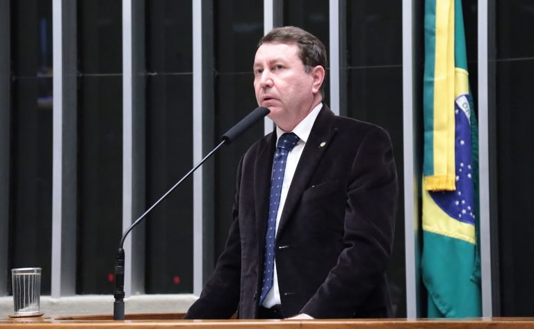 Discussão e votação de propostas legislativas. Dep. David Soares (PODE-SP)