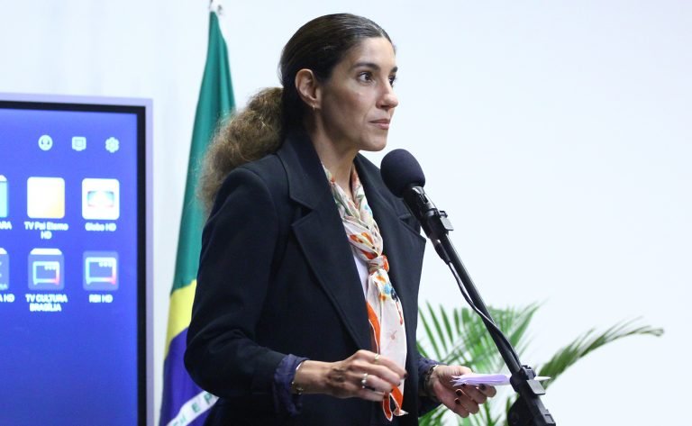 Encontro da Rede Legislativa de Rádio e TV 2026: de Olho no Futuro. Presidente da EBC, Antonia Pellegrino.