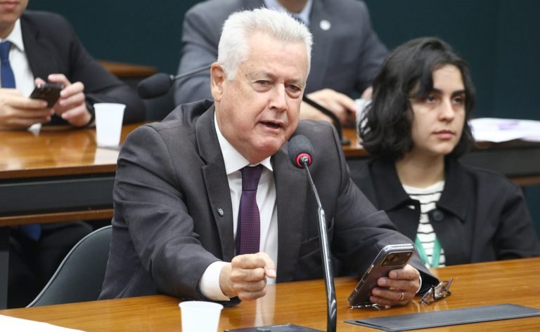 Audiência Pública - Polilaminina como tratamento na regeneração da medula espinhal. Dep. Rodrigo Rollemberg (PSB - DF)