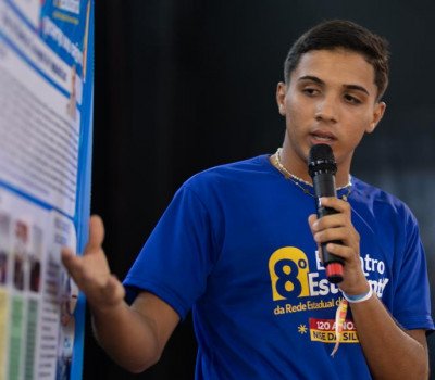  Alexandre Teixeira