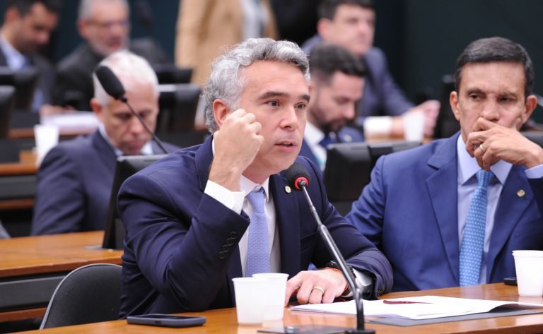 Discussão e votação de propostas legislativas. Dep. Rafael Brito (MDB - AL)