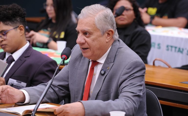 Audiência Pública - Avanços e retrocessos legislativos para os trabalhadores assalariados rurais. Dep. José Airton Félix Cirilo (PT - CE)
