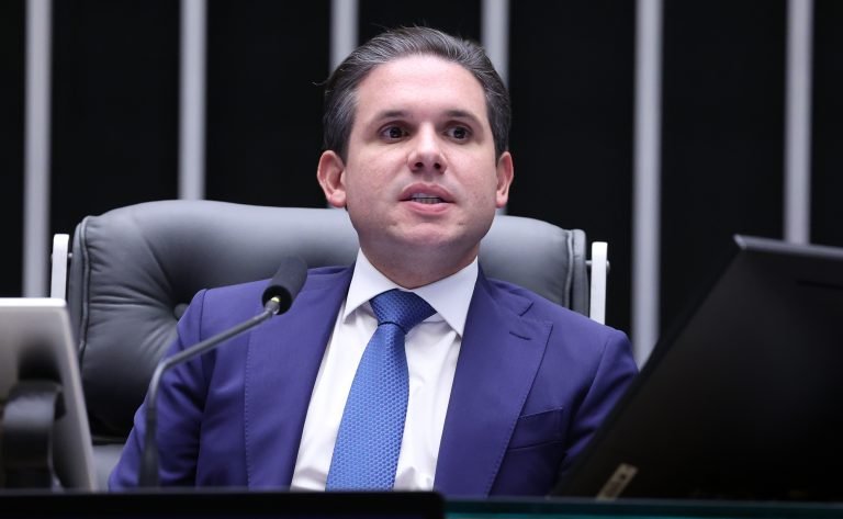 Discussão e votação de propostas legislativa. Presidente da Câmara dos Deputados, Hugo Motta (REPUBLICANOS - PB)