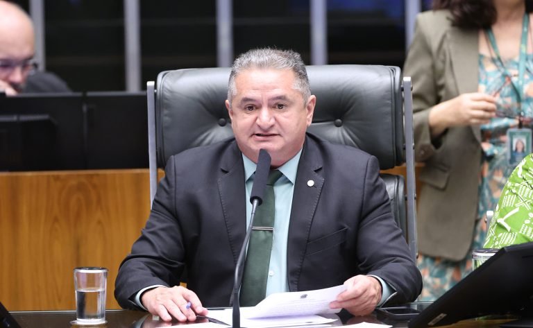 Homenagem às lideranças da Tradição Iorubá. Dep. Prof. Reginaldo Veras (PV - DF)