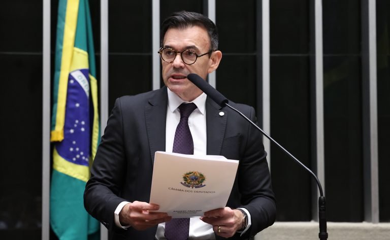 Discussão e votação de propostas legislativas. Dep. Raniery Paulino (REPUBLICANOS - PB)