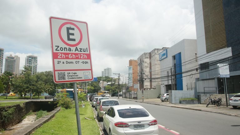 Placa de estacionamento pago