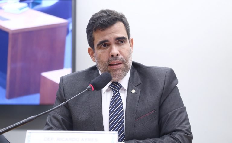 Oitivas de Testemunhas e de Representados. Dep. Ricardo Ayres (REPUBLICANOS - TO)