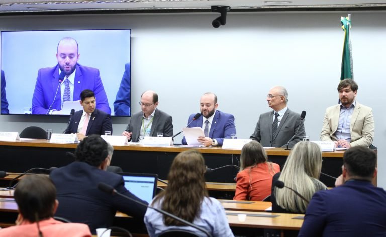 Audiência Pública - Qualidade do serviço prestado pela Amazonas Energia S/A.