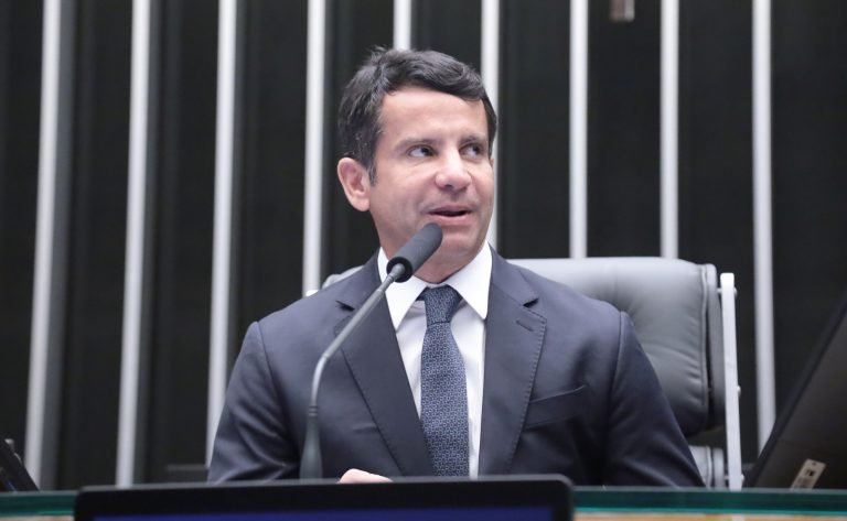 Homenagem aos 35 anos da Associação Brasileira de Redes de Farmácias e Drogarias – Abrafarma. Dep. Doutor Luizinho (PP - RJ)