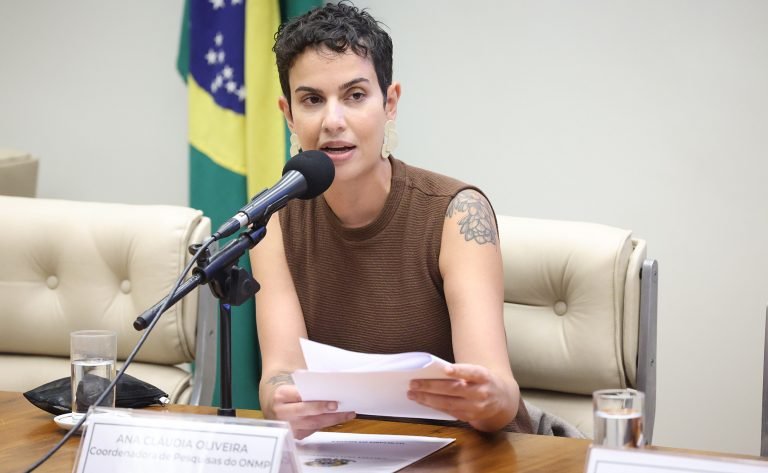 Seminário - 5 anos do Observatório Nacional da Mulher na Política (ONMP). Coordenadora de pesquisas - ONMP, Ana Cláudia Oliveira.