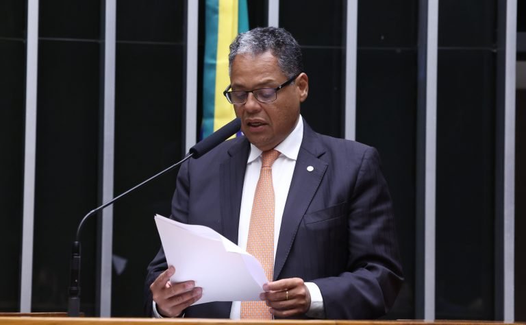 Discussão e votação de propostas legislativas. Dep. Antonio Brito (PSD - BA)