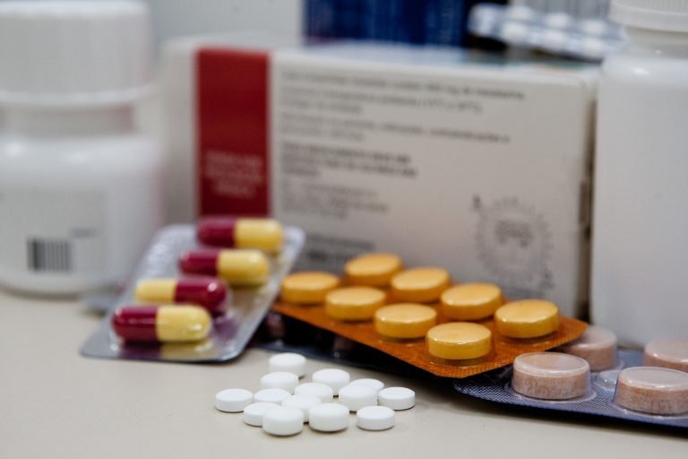 Saúde - remédios - medicamentos comprimidos